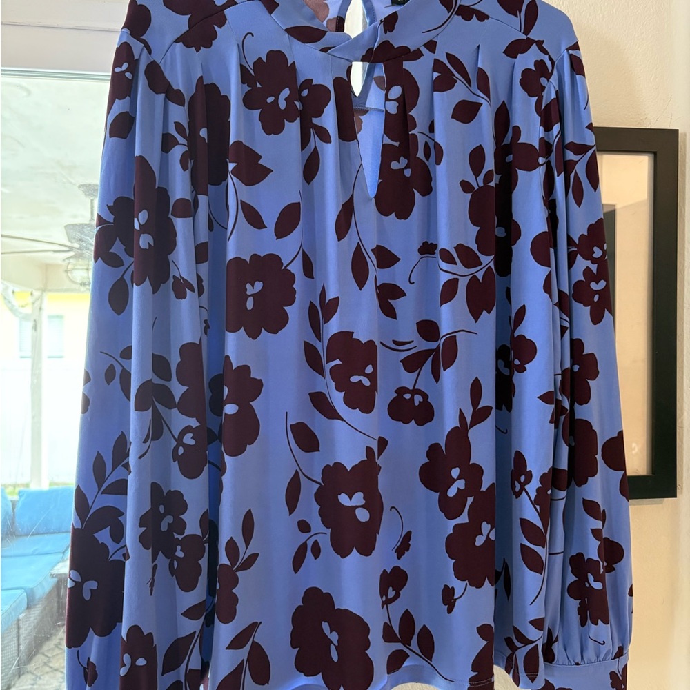 Ann Taylor Blue and Purple Floral Blouse Large